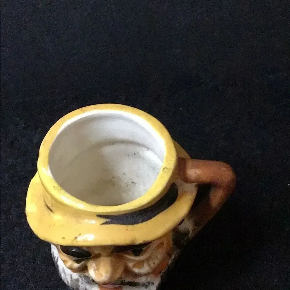 Vintage post WW2 Japan Ucagco shot or expresso cups